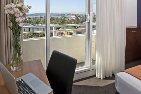 Park Regis Concierge Apartments - Dalby Accommodation 3