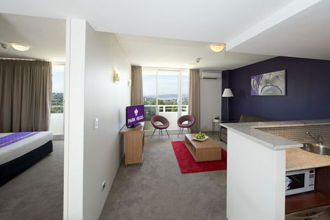 Park Regis Concierge Apartments - Dalby Accommodation 2
