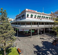 Hides Hotel Cairns - Dalby Accommodation