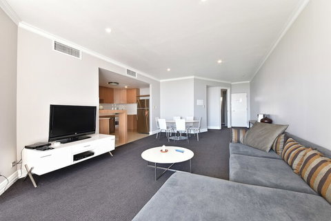 Mullaloo Beach Hotel & Apartments - Dalby Accommodation 6