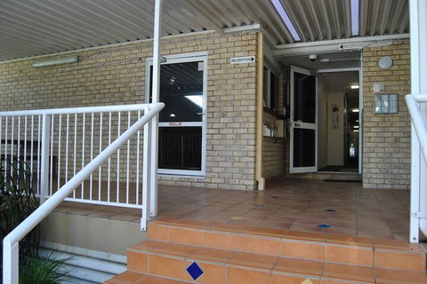 Budds Beach Apartments - Dalby Accommodation 2