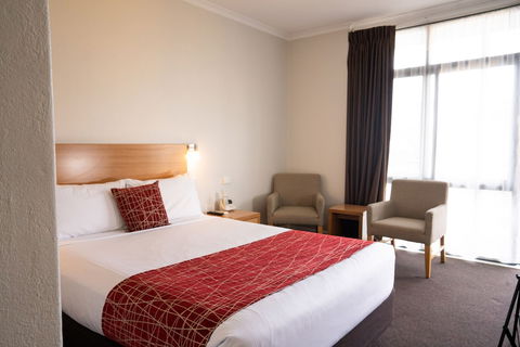 Admiralty Inn - Dalby Accommodation 6