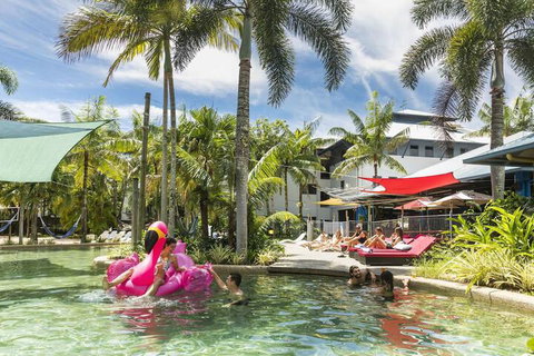 Summer House Backpackers Cairns - Dalby Accommodation 1