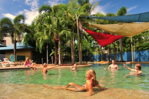 Summer House Backpackers Cairns - Dalby Accommodation 0