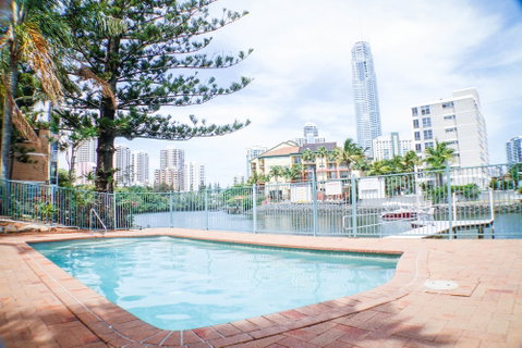 Surfers Riverside Apartments - Dalby Accommodation 1