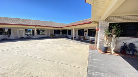 Sapphire City Motor Inn, Inverell - Dalby Accommodation 4