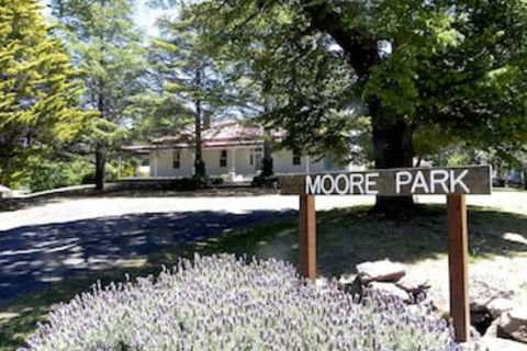 Moore Park Inn - Dalby Accommodation 0