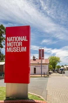 Birdwood Motel - Dalby Accommodation 0