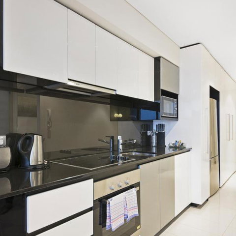 Astra Apartments Perth Zenith - Dalby Accommodation 3