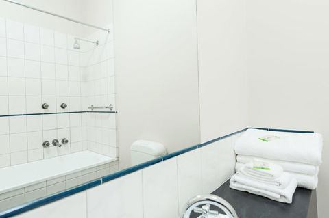 Barkly Motorlodge - Dalby Accommodation 4