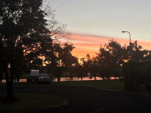 Junee Tourist Park - Dalby Accommodation 0