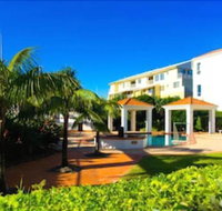 The Breakers Yamba - Dalby Accommodation