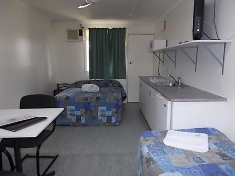 Oakridge Motel Tourist Park - Dalby Accommodation 4