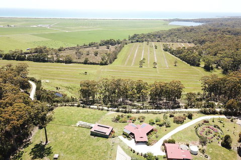Eagles Roost Farmstay B & B - Dalby Accommodation 1