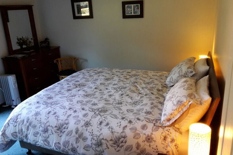 Eagles Roost Farmstay B & B - Dalby Accommodation 4