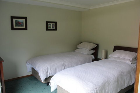 Eagles Roost Farmstay B & B - Dalby Accommodation 3