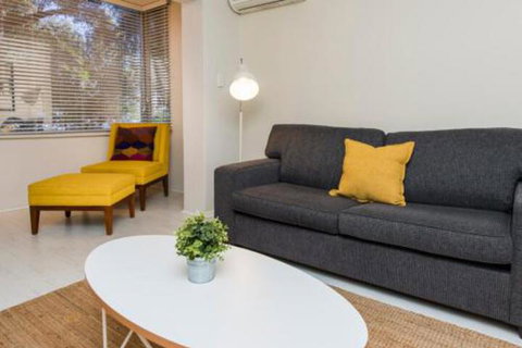 Townshend Rd - Dalby Accommodation 6