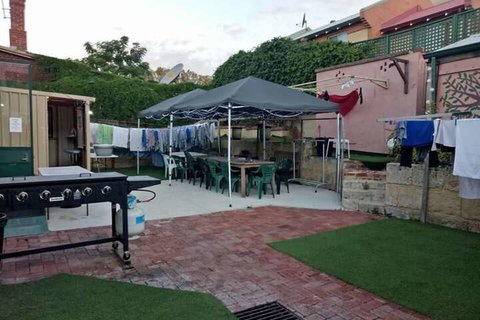 Wickham Retreat Backpackers - Dalby Accommodation 6