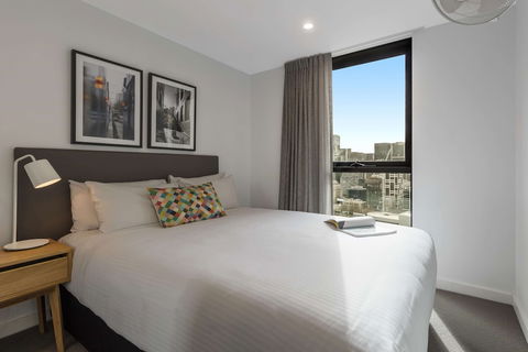 Oaks Melbourne Southbank Suites - Dalby Accommodation 6