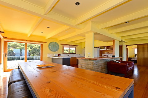 Cloudy Bay Villa - Dalby Accommodation 5