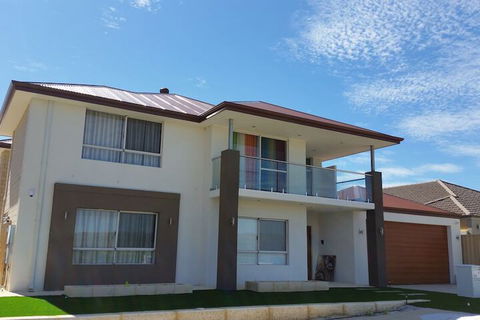 Wyatt Retreat - Dalby Accommodation 4