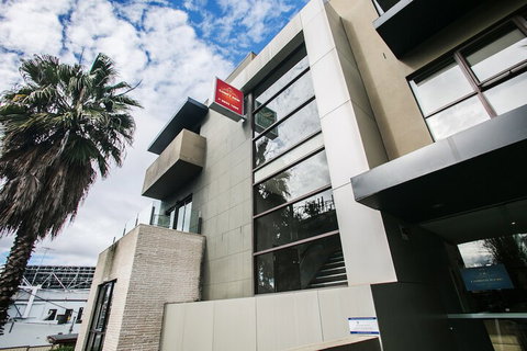 Comfy Kew Apartments - Dalby Accommodation 3