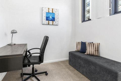 Astra Apartments Liverpool - Dalby Accommodation 2