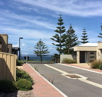 Villas on the Bay Kingscote - Dalby Accommodation