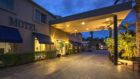 Mollymook Shores Motel And Conference Centre - Dalby Accommodation 2