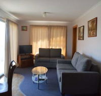 Sunset Holiday Villas - Dalby Accommodation