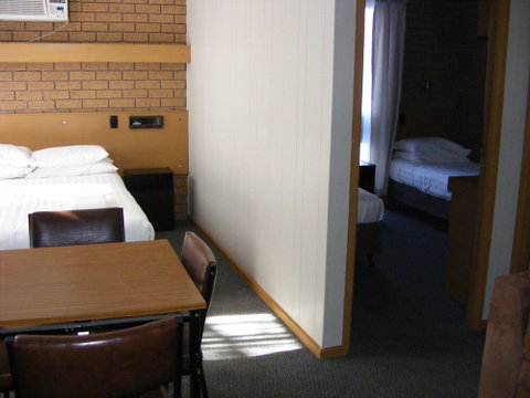 Eaglehawk Motel - Dalby Accommodation 3