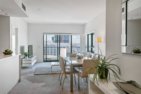 Astra Apartments Perth CBD - Dalby Accommodation 3