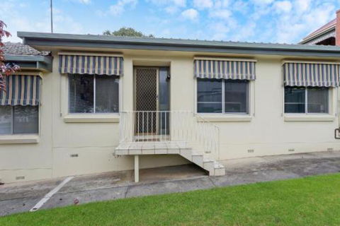 Albury Suites Parkway Lane - Dalby Accommodation 5