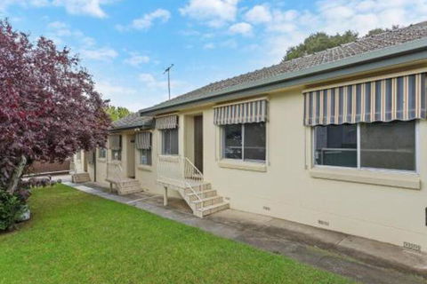 Albury Suites Parkway Lane - Dalby Accommodation 3