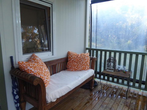 Buddha Cottage Springbrook - Dalby Accommodation 1
