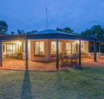 Yallingup Pet Friendly Bush Retreat - Dalby Accommodation