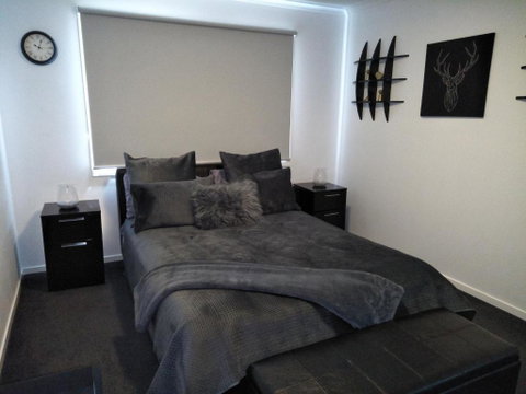 Jindabyne Guest House - Dalby Accommodation 5