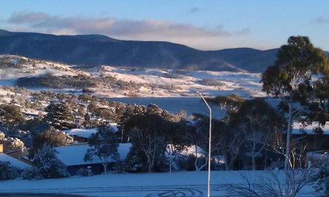 Jindabyne Guest House - Dalby Accommodation 4