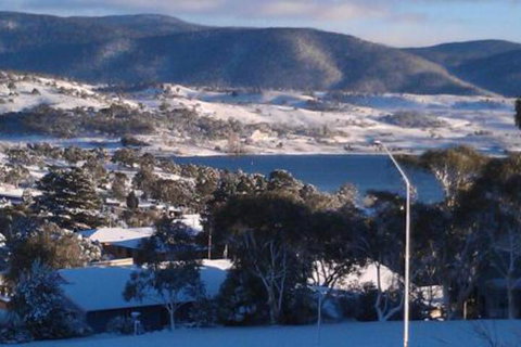 Jindabyne Guest House - Dalby Accommodation 0