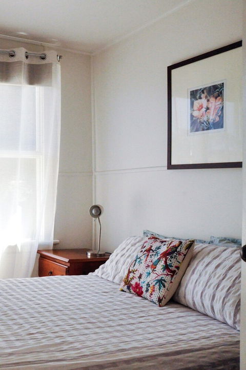 FALMOUTH Seadrift Cottage - Dalby Accommodation 3