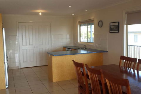 La Vista - Dalby Accommodation 5