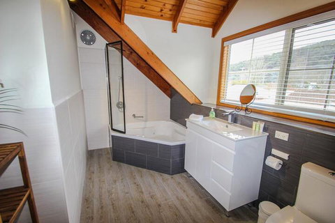 Halinka Lodge - Dalby Accommodation 1