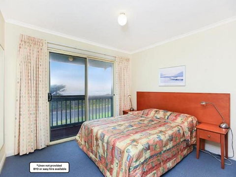 Tahren Beachfront Shack - Dalby Accommodation 3