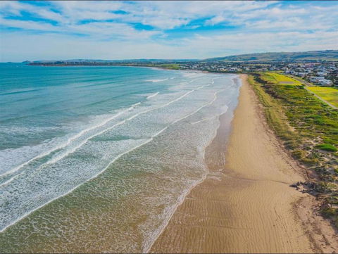 Tahren Beachfront Shack - Dalby Accommodation 2