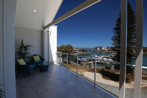 Harbour Views At Mindarie Marina - Dalby Accommodation 7