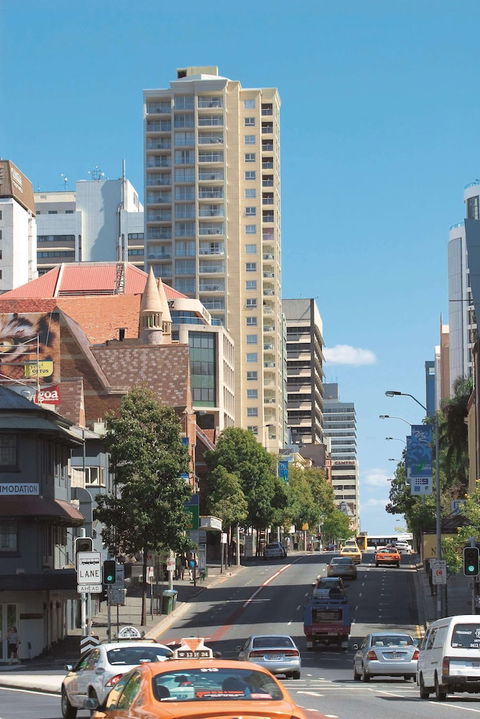 Oaks Brisbane Lexicon Suites - Dalby Accommodation 5