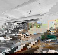 Beach Break on Hardy - Dalby Accommodation