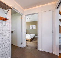 Triggerplant 4 - Dalby Accommodation