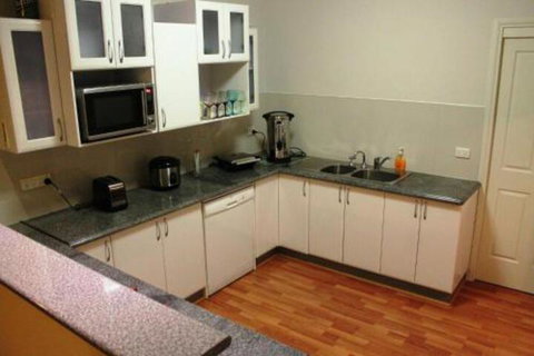 Lake Tyrrell Accommodation - Dalby Accommodation 7