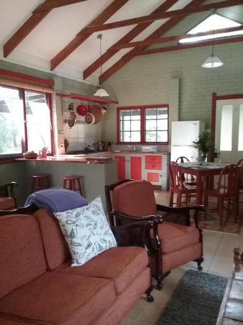 Narrawallee Creek Studio - Dalby Accommodation 3